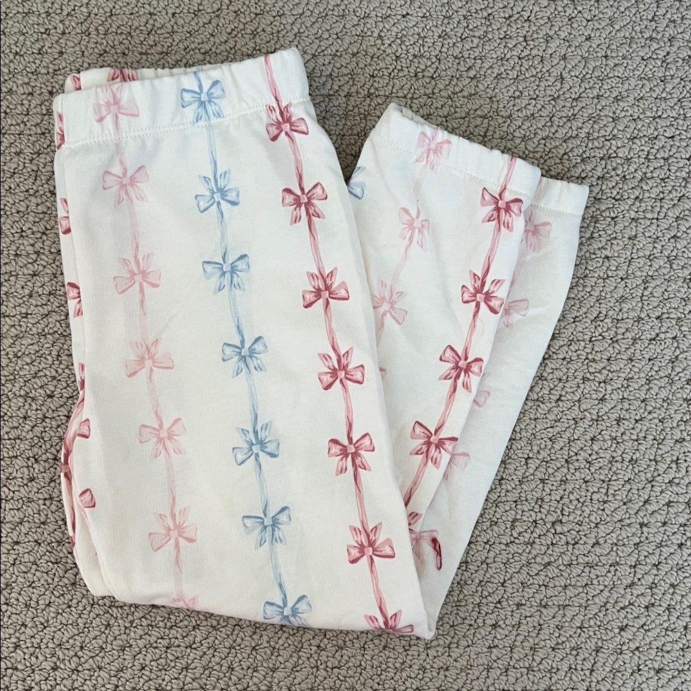 Sincerly Jules Kids Lounge Set - White with Pink and Blue Bows - Picture 5 of 5